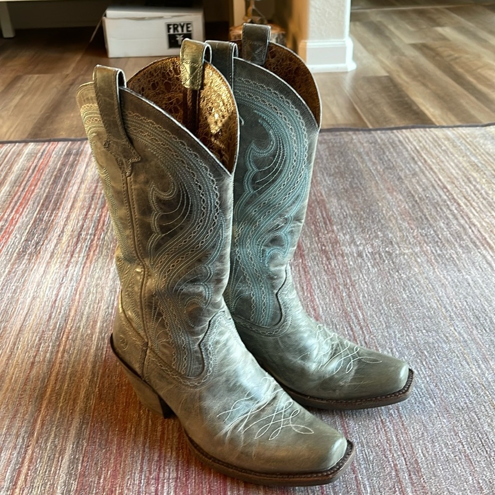 Ariat Boots women’s 9 EUC